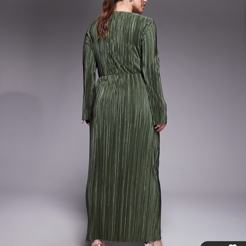 ASOS Curve Olive Long Sleeve Dress - Picture 3 of 4